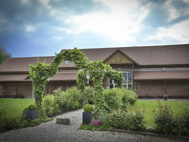 Entr&eacute;e, La grange des Tripl&eacute;s