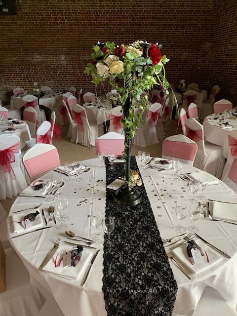Décoration salle la grange des Triplés